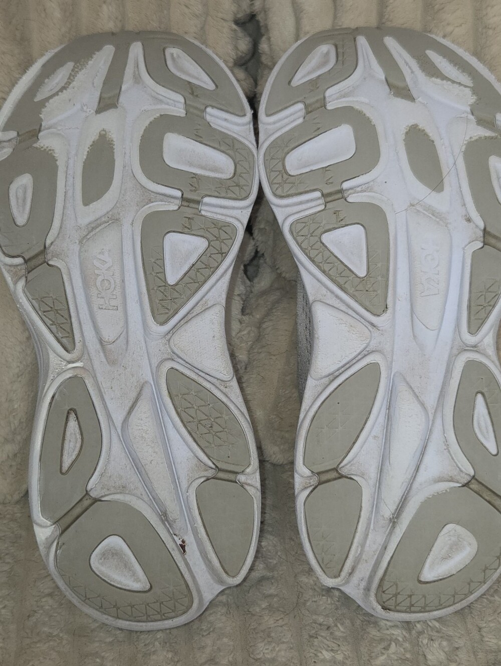 HOKA Bondi 8 Women's Running Shoes Gray Rose Gold Athletic Sneakers Size 7 B - Picture 8 of 9